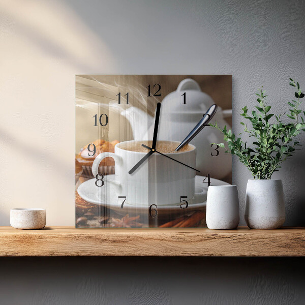 Vierkante glazen wandklok Beker