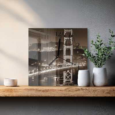 Vierkante glazen wandklok Brug