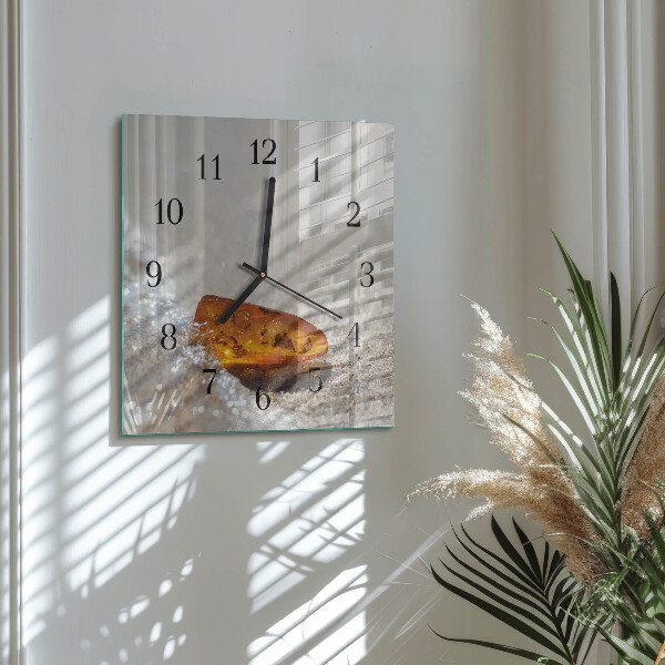 Vierkante glazen wandklok Amber