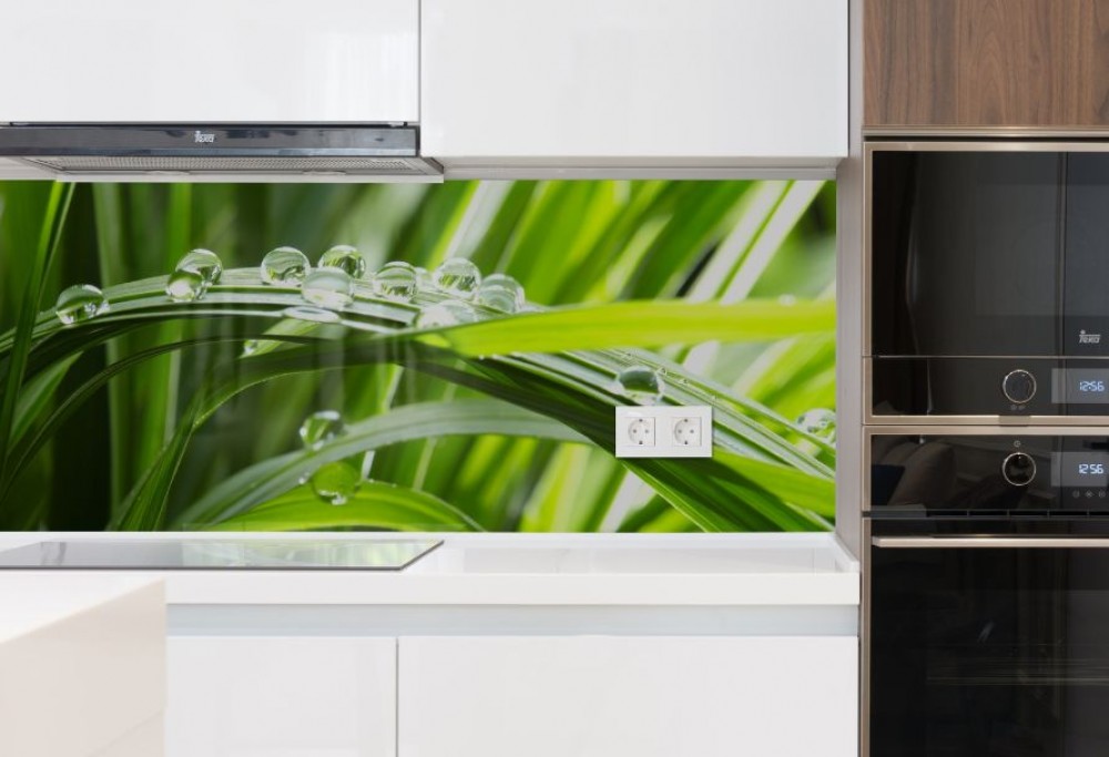 szklany panel do kuchni