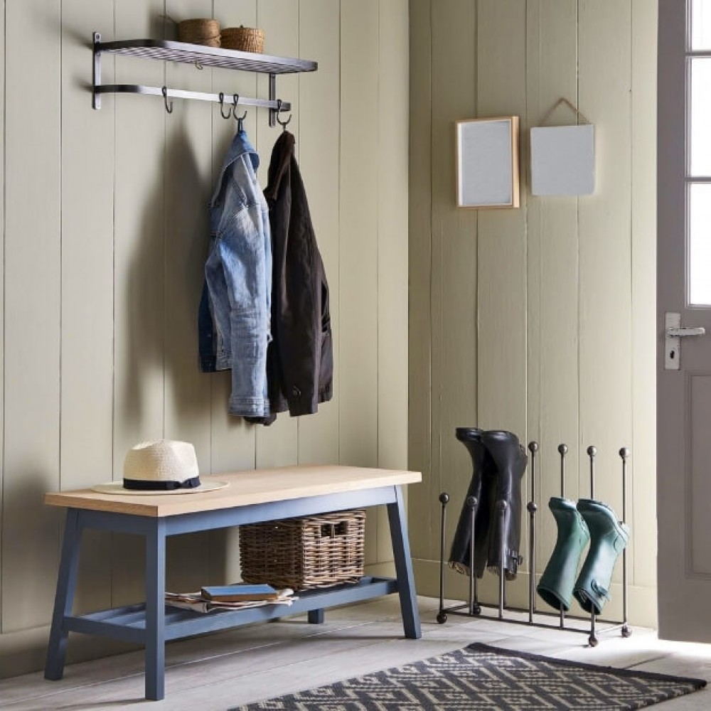 podłoga w przedpokoju