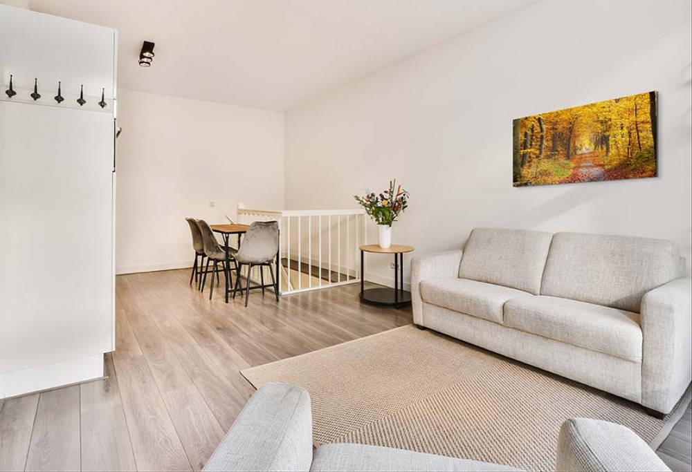 Hoe je een kleine kamer groter kunt laten lijken